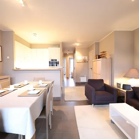Near Belgian Coastline Beach, Cleaning Included * Oostduinkerke