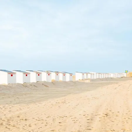 Near Belgian Coastline Beach, Cleaning Included Oostduinkerke