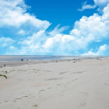 Near Belgian Coastline Beach, Cleaning Included *